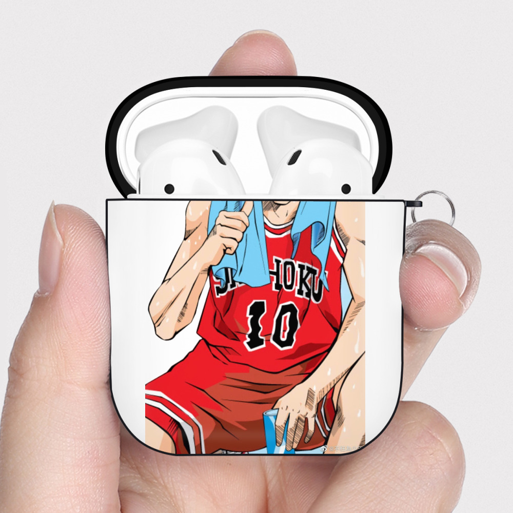 （画像用） SLAM DUNK／スラムダンク AirPods 第2世代保護ケース ハードシェル ブラック 耐衝撃・防指紋・カラビナ付き