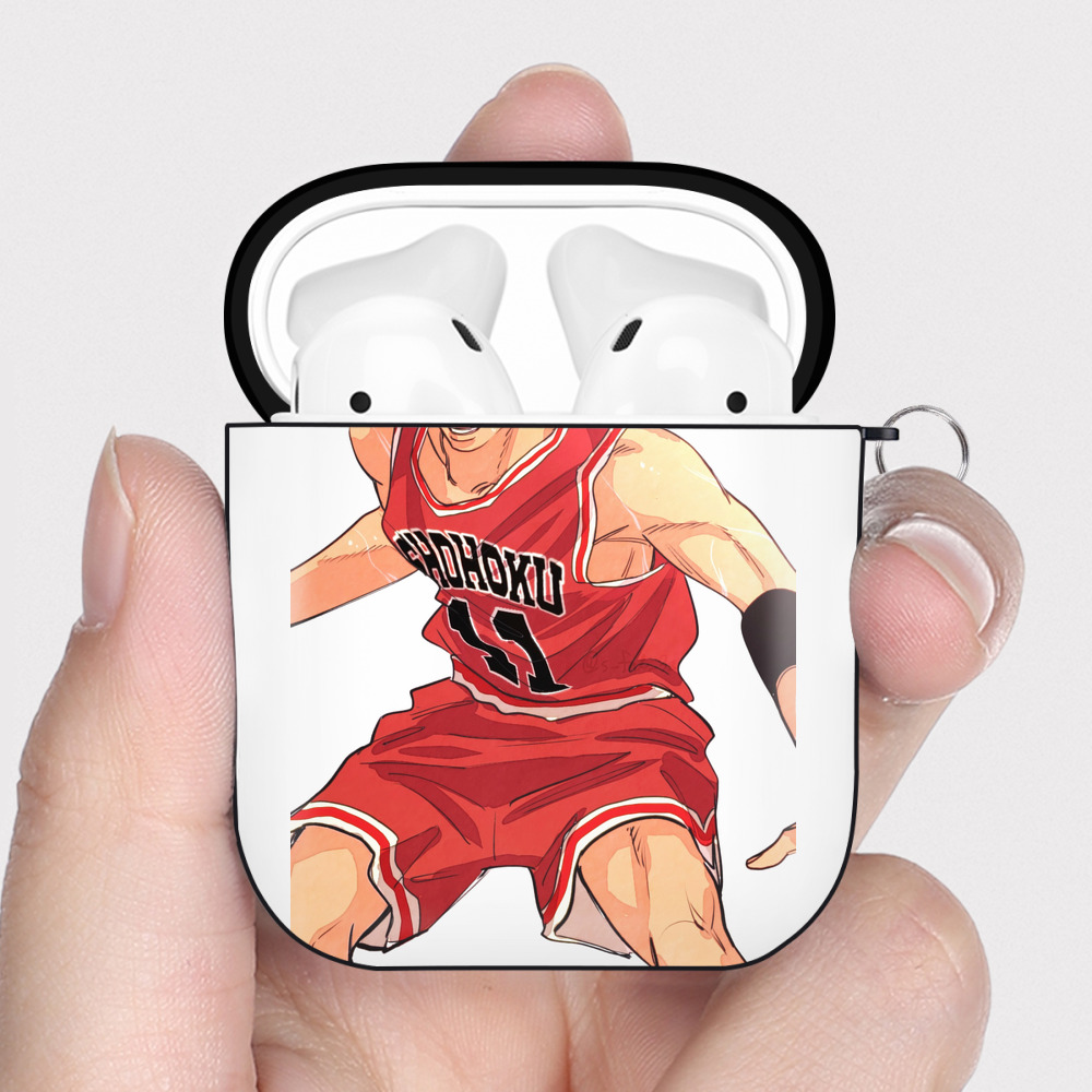 （画像用） SLAM DUNK／スラムダンク AirPods 第2世代保護ケース ハードシェル ブラック 耐衝撃・防指紋・カラビナ付き