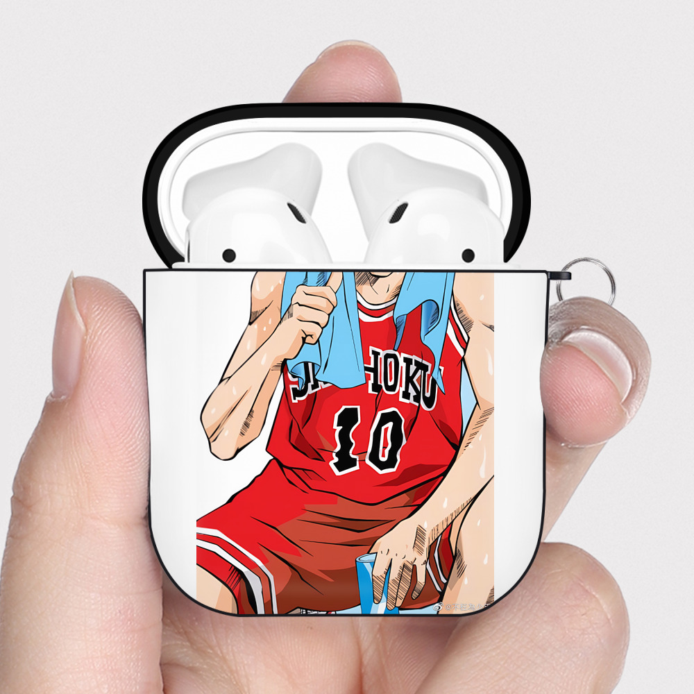 （画像用） SLAM DUNK／スラムダンク AirPods 第2世代保護ケース ハードシェル ブラック 耐衝撃・防指紋・カラビナ付き