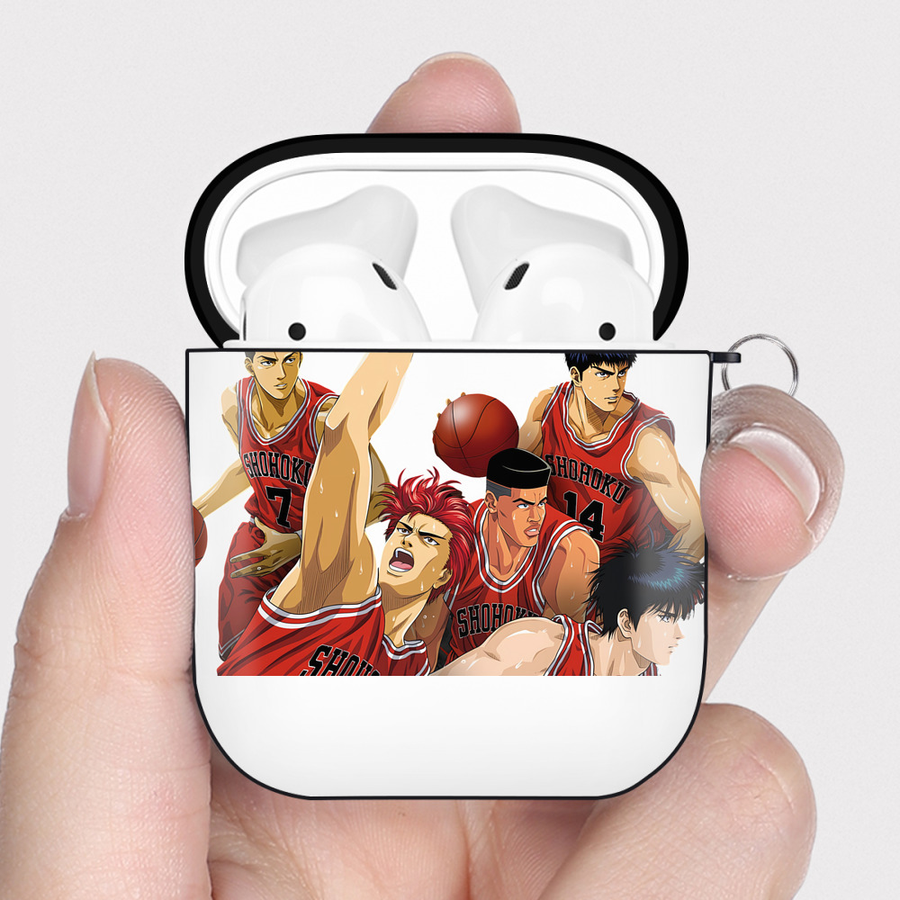 （画像用） SLAM DUNK／スラムダンク AirPods 第2世代保護ケース ハードシェル ブラック 耐衝撃・防指紋・カラビナ付き
