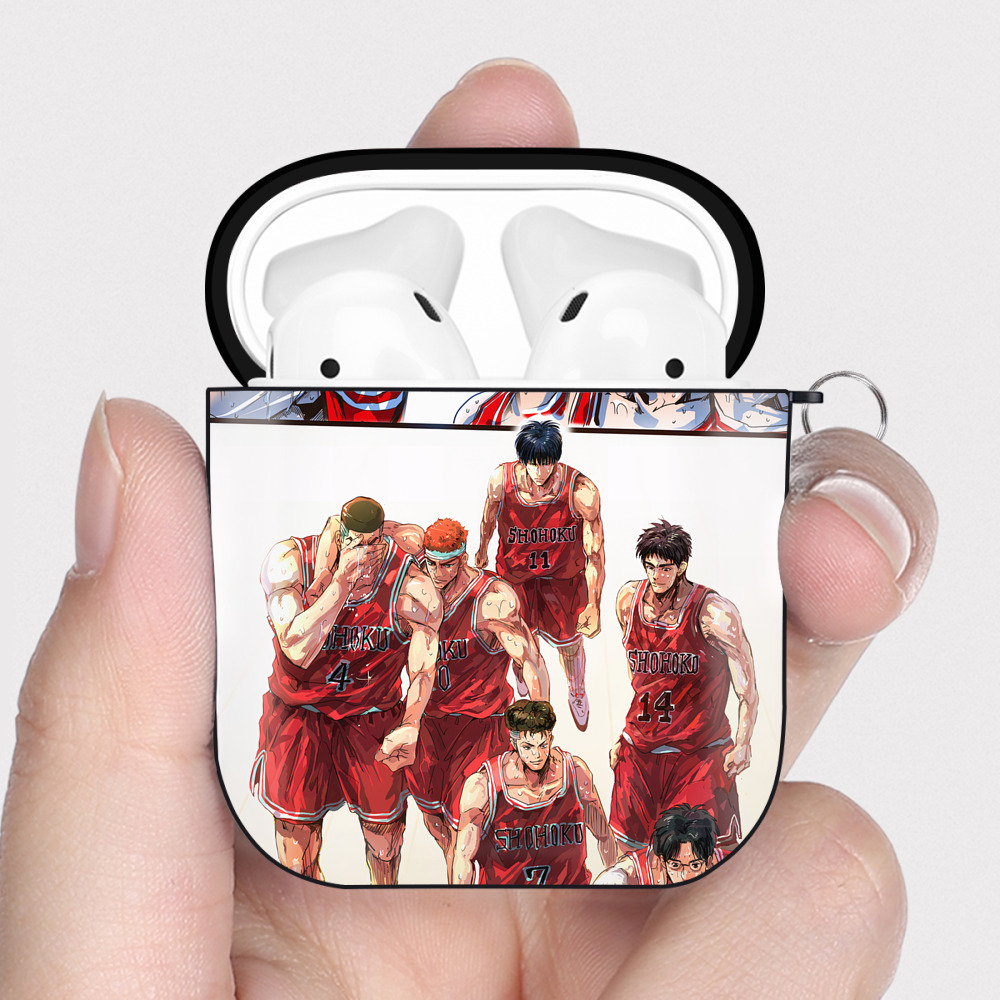 （画像用） SLAM DUNK／スラムダンク AirPods 第2世代保護ケース ハードシェル ブラック 耐衝撃・防指紋・カラビナ付き