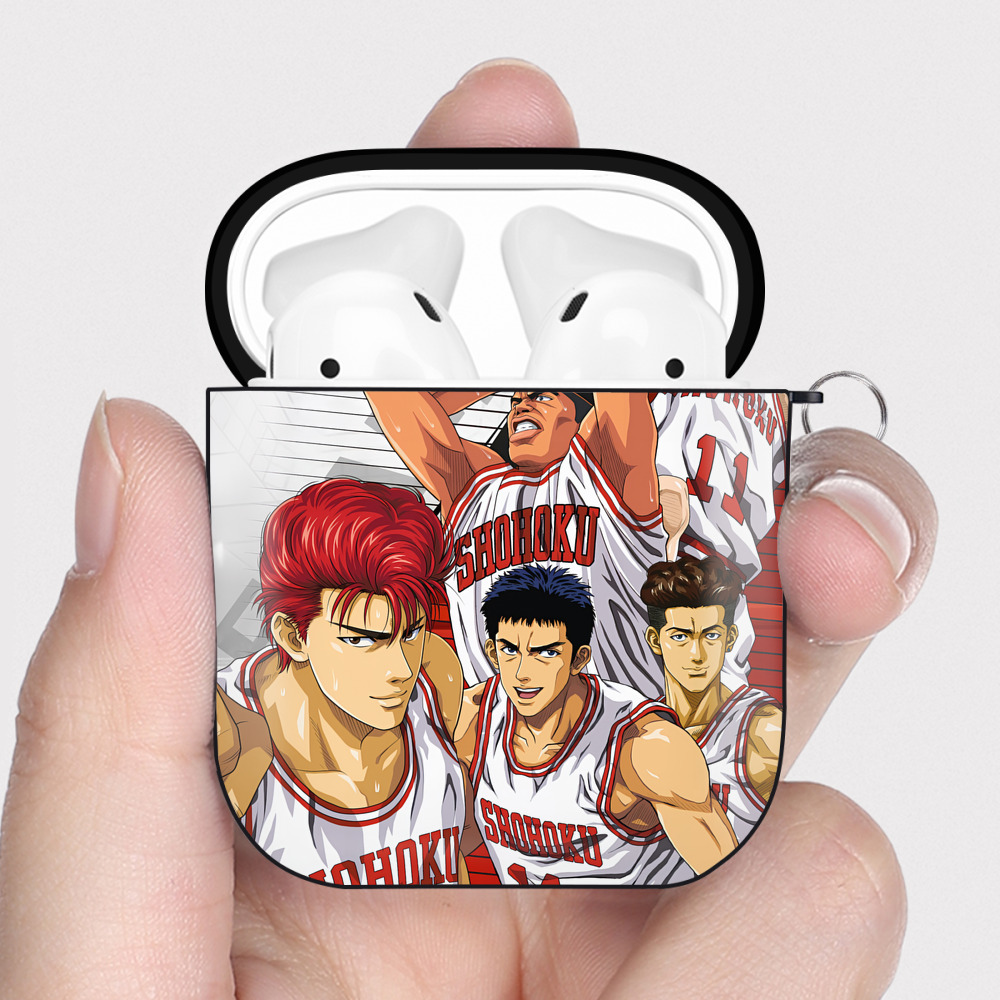 （画像用） SLAM DUNK／スラムダンク AirPods 第2世代保護ケース ハードシェル ブラック 耐衝撃・防指紋・カラビナ付き