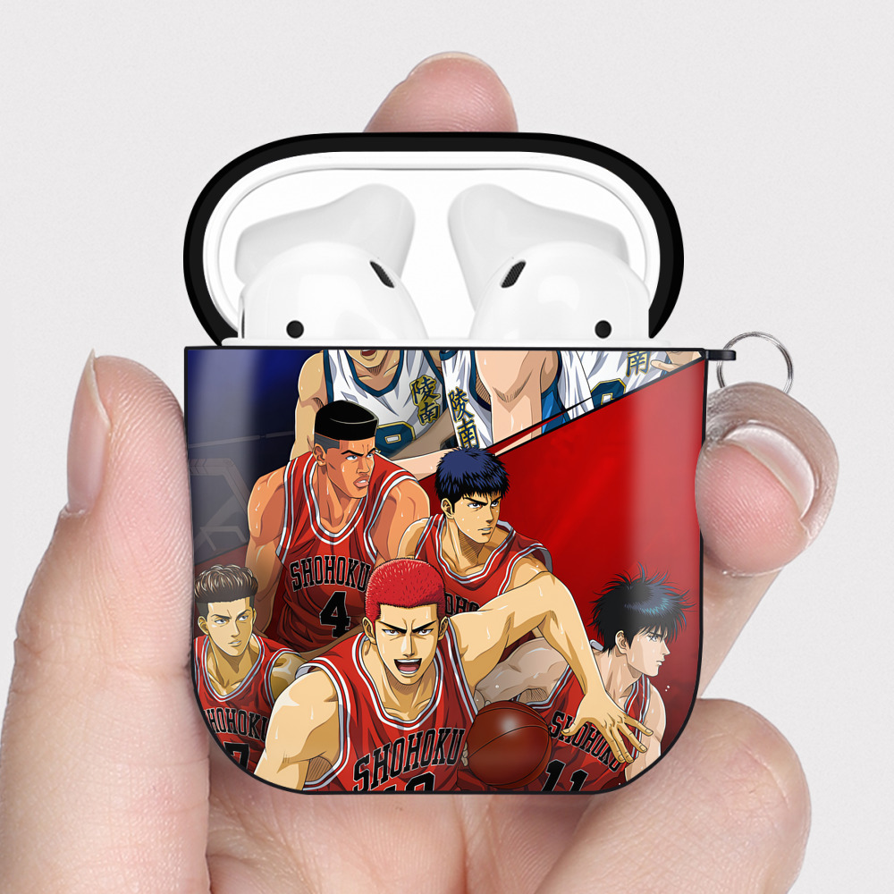 （画像用） SLAM DUNK／スラムダンク AirPods 第2世代保護ケース ハードシェル ブラック 耐衝撃・防指紋・カラビナ付き