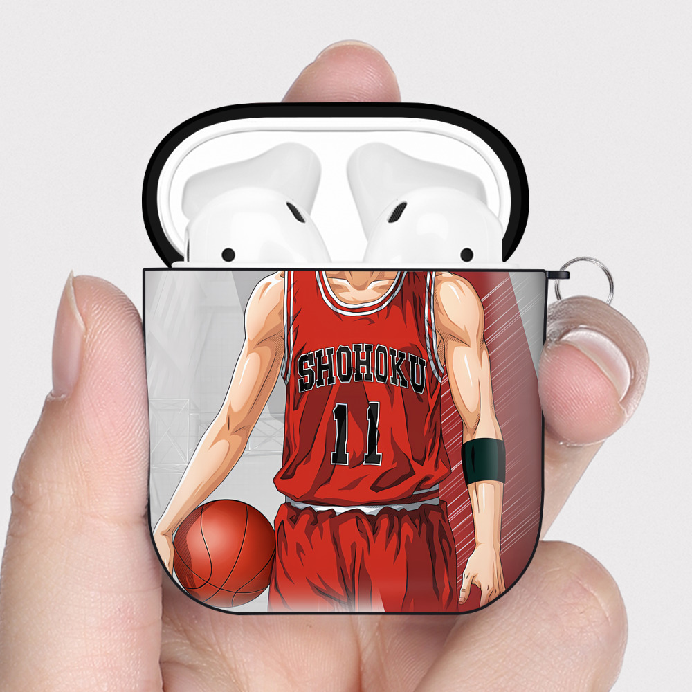 （画像用） SLAM DUNK／スラムダンク AirPods 第2世代保護ケース ハードシェル ブラック 耐衝撃・防指紋・カラビナ付き