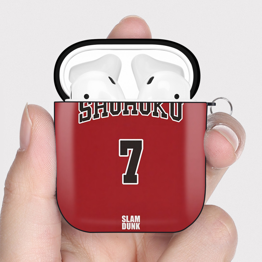 （画像用） SLAM DUNK／スラムダンク AirPods 第2世代保護ケース ハードシェル ブラック 耐衝撃・防指紋・カラビナ付き